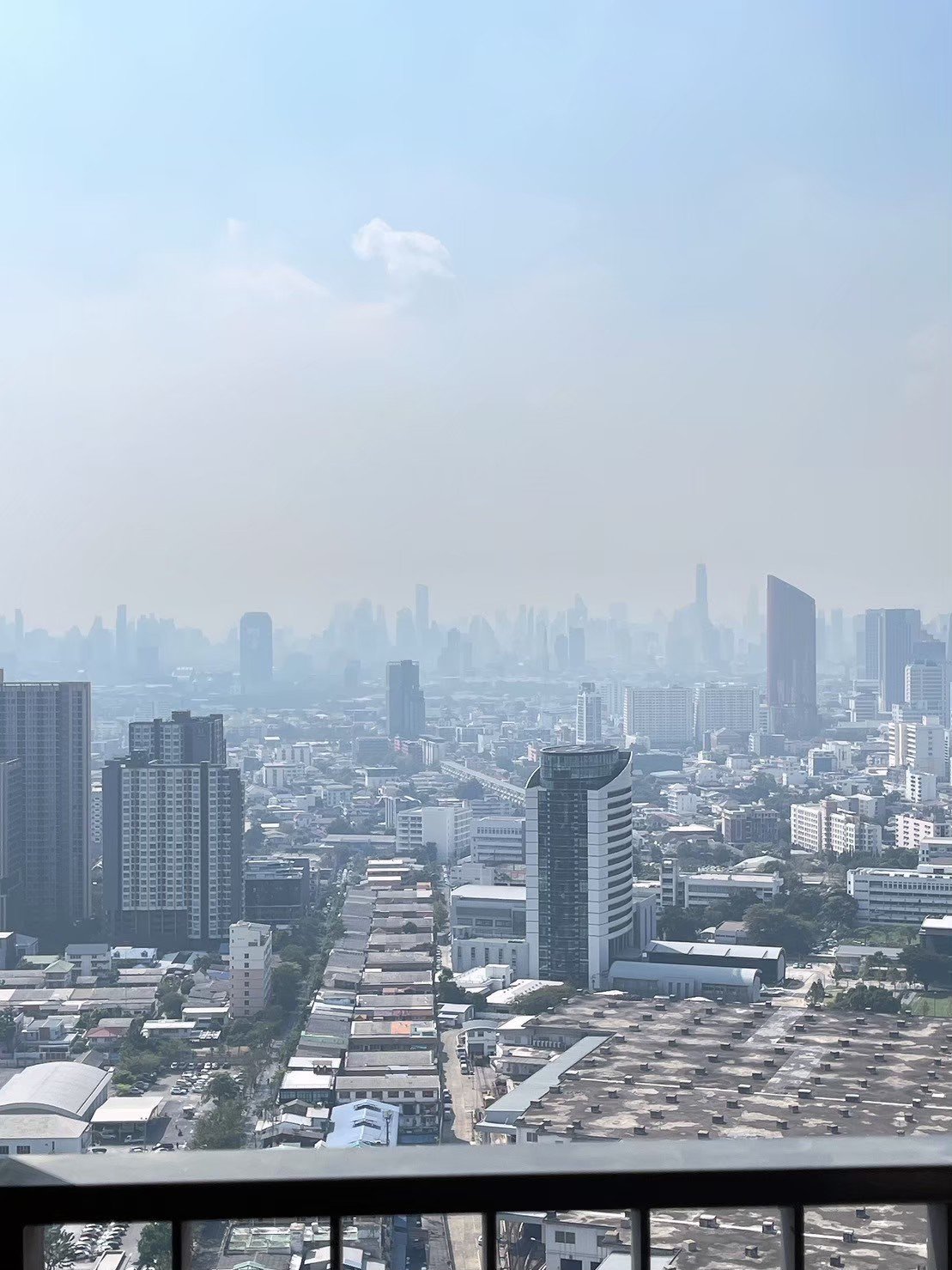 The Line Jatujak Mochit