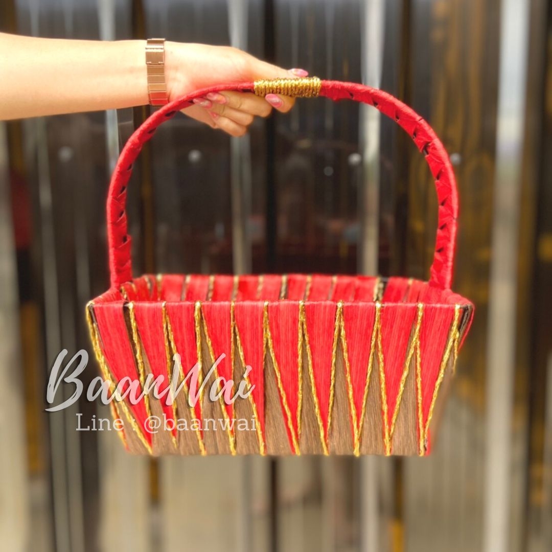 กระเช้า Code-005 VIP โครงเหล็ก ทรงเหลี่ยม (รุ่น KT25)