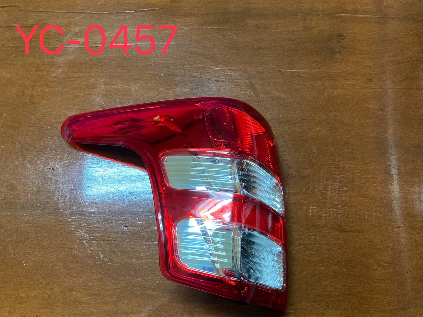 ไฟท้าย L Mitsubishi Triton 2015-19 แท้มือสอง