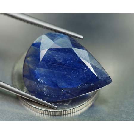 พลอยไพลิน (Sapphire) 7.80 กะรัตเจียร 2 ด้าน