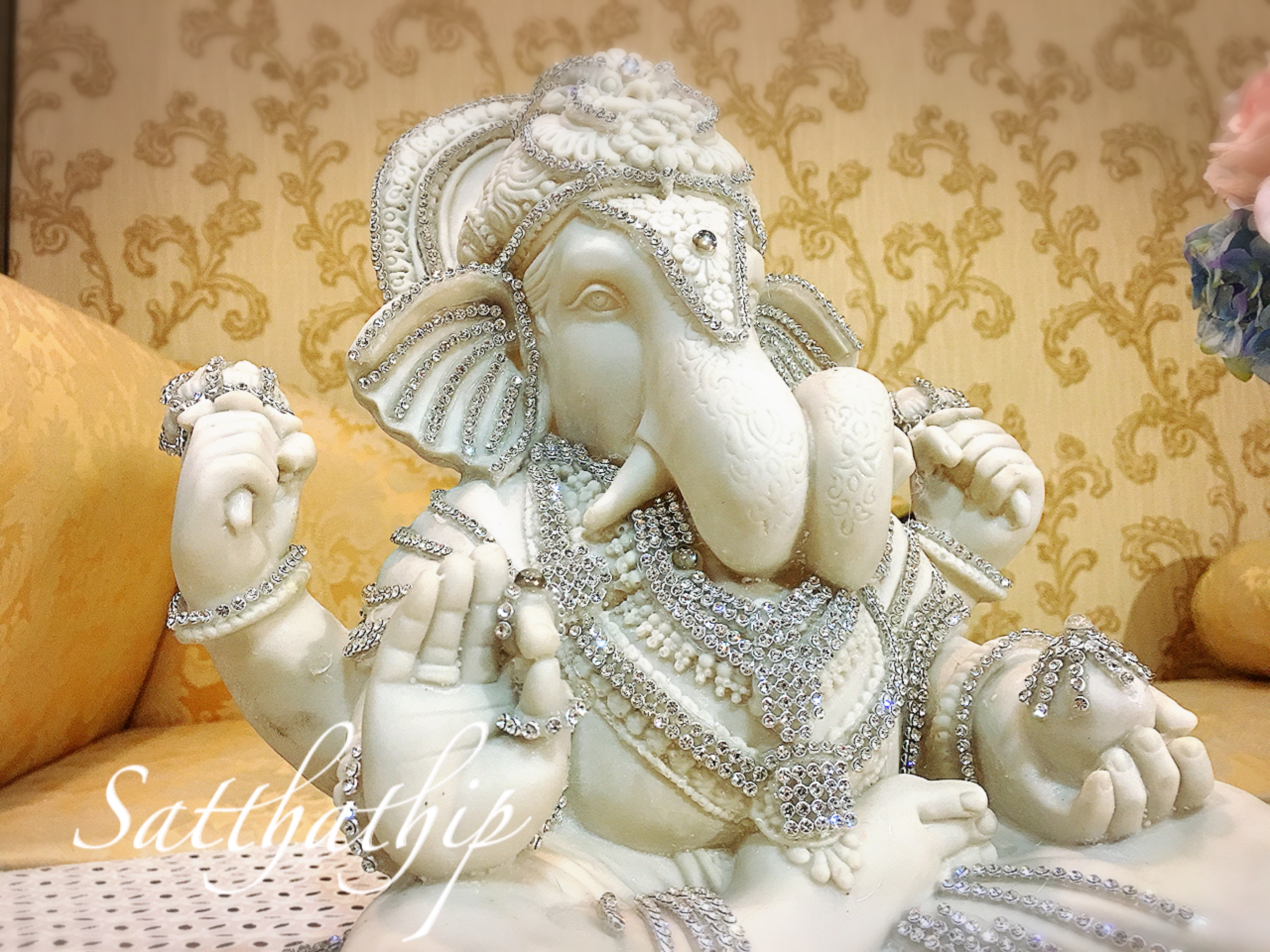 พระพิฆเนศ ปางเศรษฐ๊/ ดั๊กดูเสธ (เรซิ่น) - Ganesha: Lord of Success