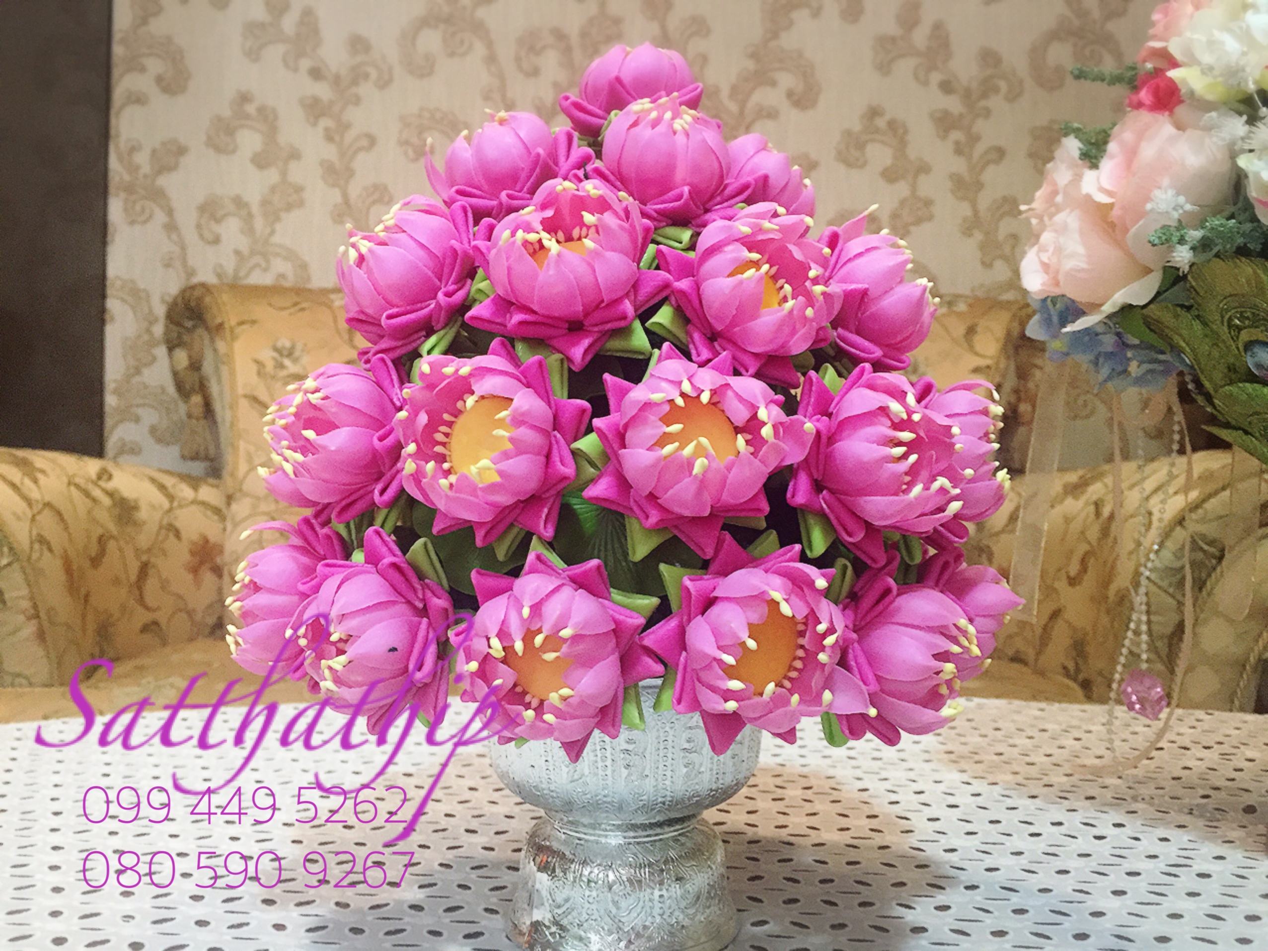 พานพุ่มดอกบัวประดิษฐ์ [9.5 นิ้ว 5,700 บาท/คู่]