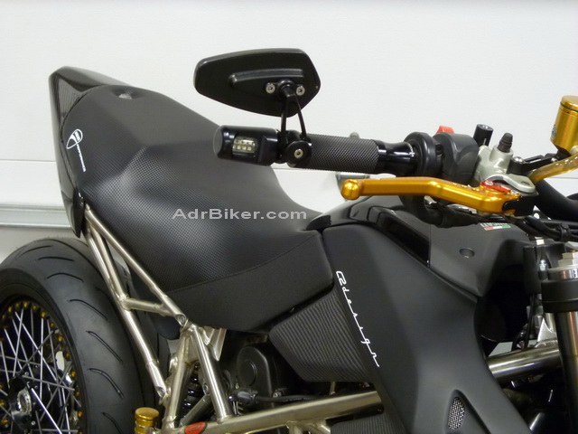 กระจกปลายแฮนด์ CRG ทรง Arrow พร้อม adaptor ราคา/คู่