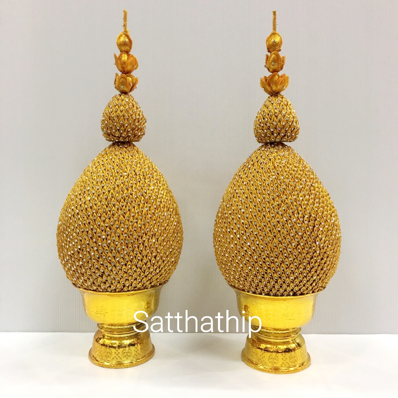 พานพุ่ม - พานพุ่มสักการะ - พานพุ่มเงินทอง - พานพุ่มนพเก้า [5 นิ้ว/ 3,200บาท/คู่]