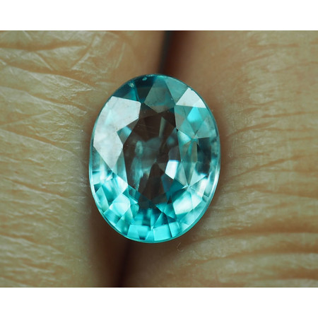เพทาย (Blue Zircon) 1.40 กะรัตสีฟ้า
