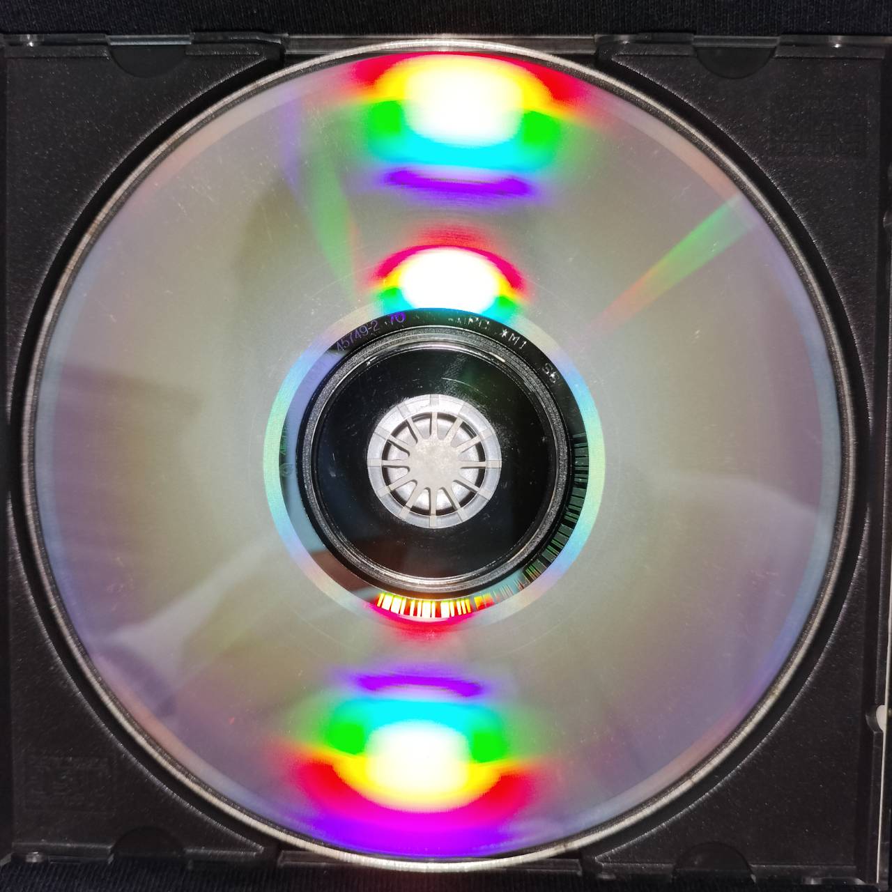 Neil Young And Crazy Horse – Sleeps With Angels / USA / แผ่นดี