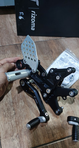 Rizoma - เกียร์โยง (Rearsets) สำหรับ R6 2006-2014