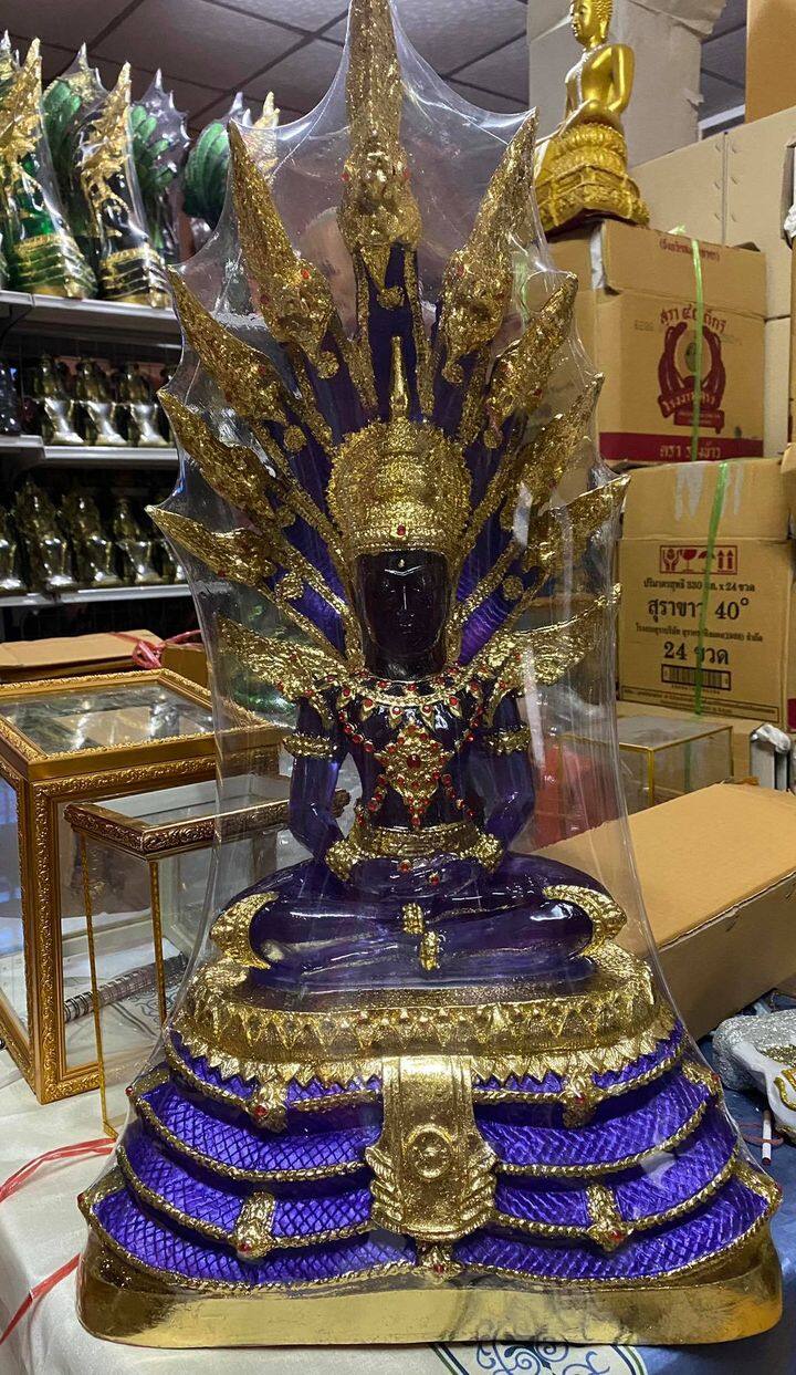 พระเเก้วนาคปรก องค์ใหญ่ พระเเก้วสีประจำวัน สูง 27 นิ้ว