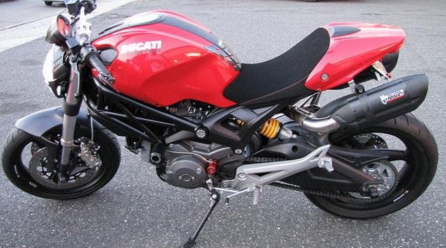 ท่อคู่ MIVV สำหรับ MONSTER 795 796 1100 (For Exhibition only)