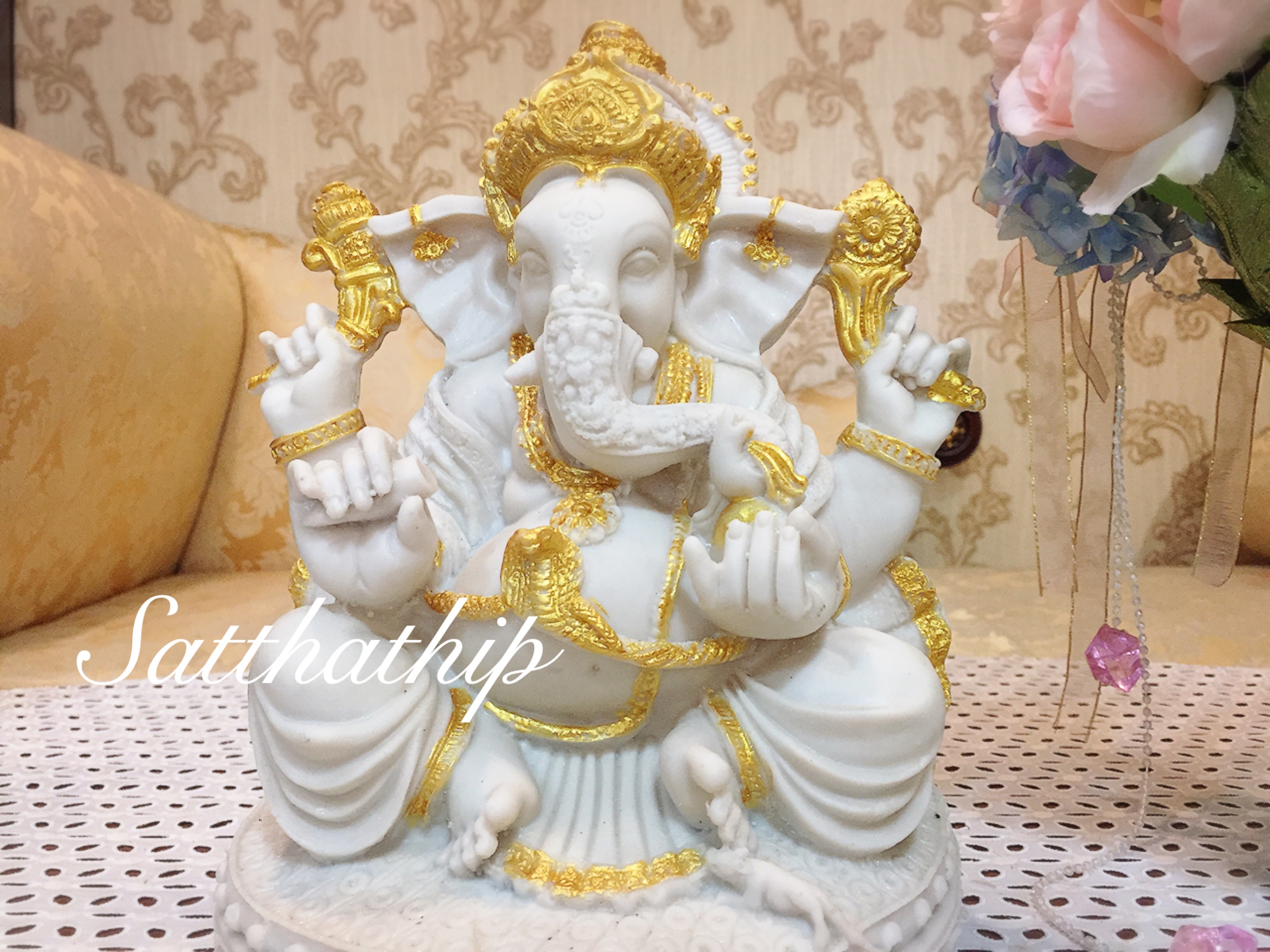 พระพิฆเนศ ปางสัมปทายะคเณศ (เรซิ่น) - Ganesha: Lord of Success