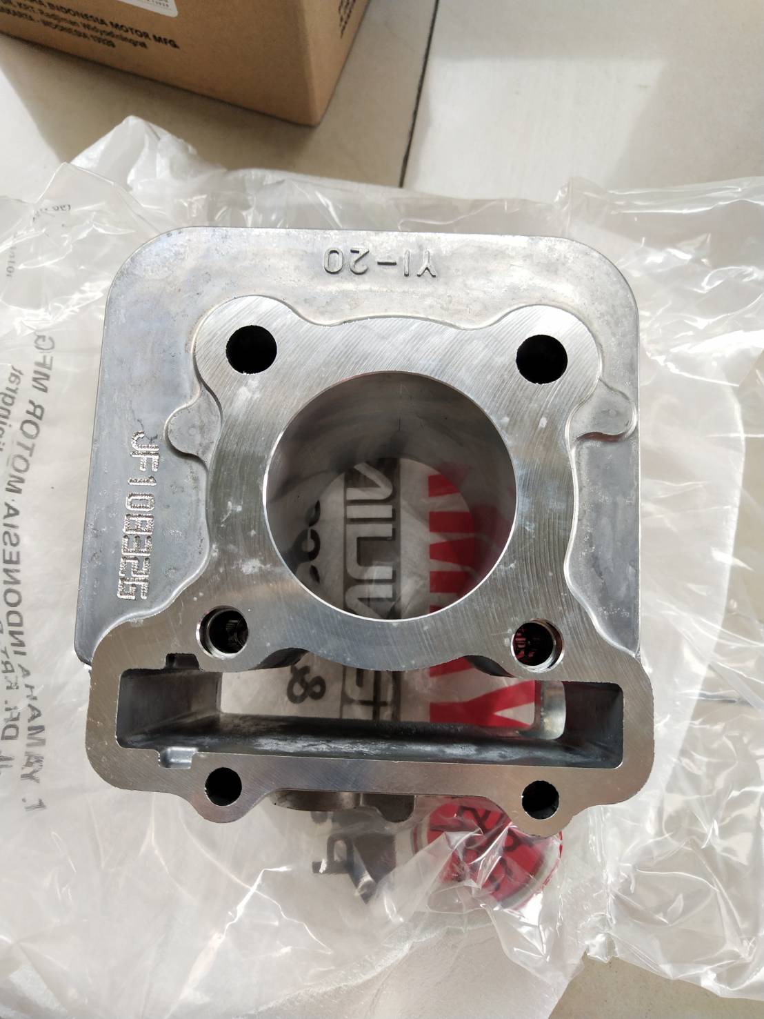 เสื้อสูบ 1 FINO125 2018-2021 , FREEGO 2018-2019 , GT125 2017-2021 อะไหล่แท้ YAMAHA 2PH-E1311-10