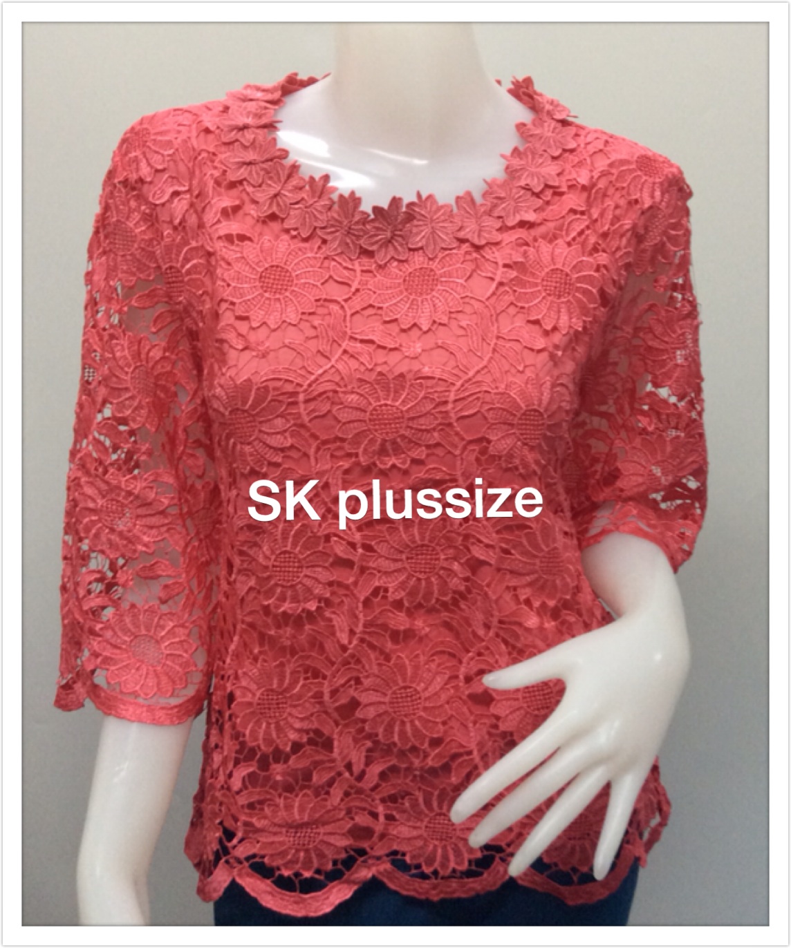เสื้อลูกไม้ สีโอรส แขน 3 ส่วน รอบอก 42 นิ้ว