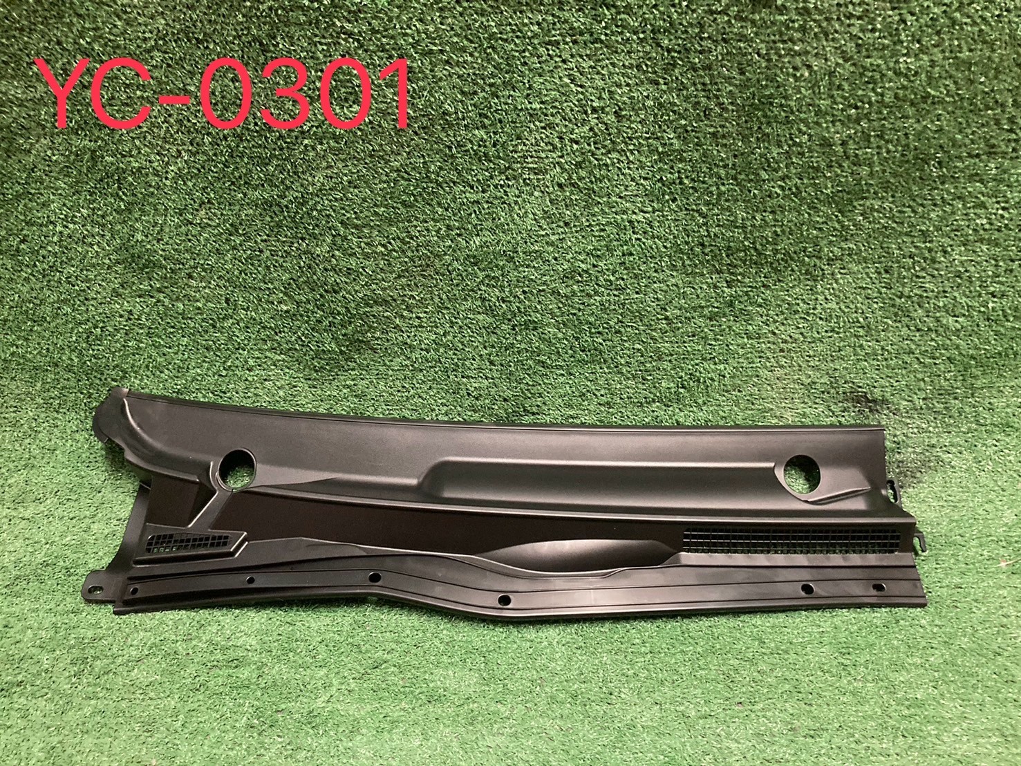 แผงจิ้งหรีด Toyota Vigo-Fortuner 2005-14 แท้ศูนย์