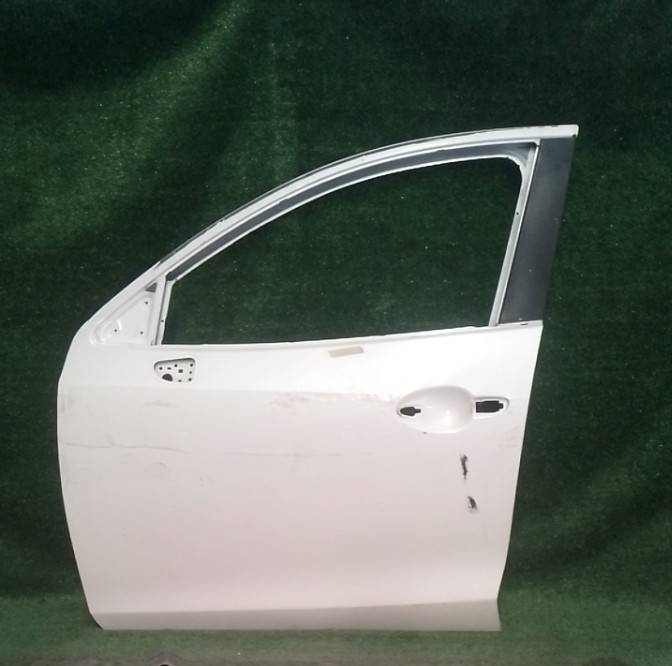 ประตูหน้า L Mazda2