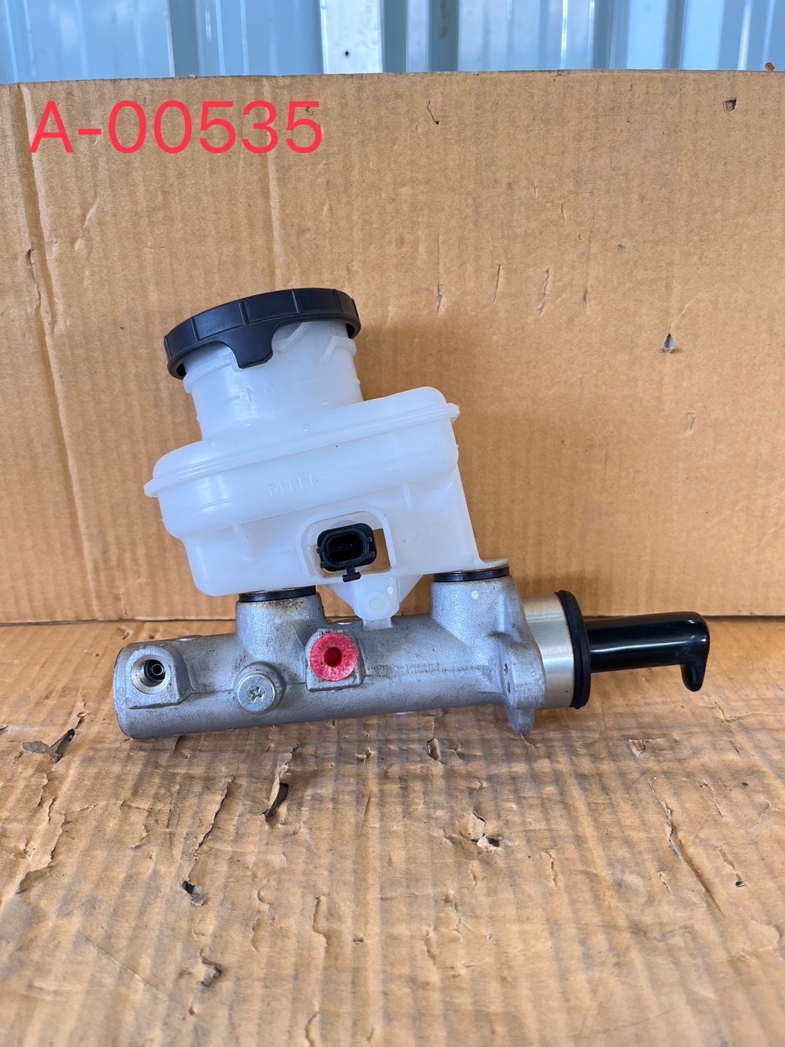 แม่ปั๊มเบคร Isuzu D-Max 2007-11