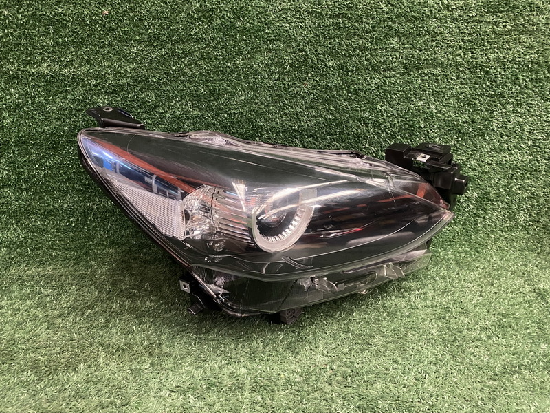 ไฟหน้า R LED Mazda Mazda2 Sky 2020-2022