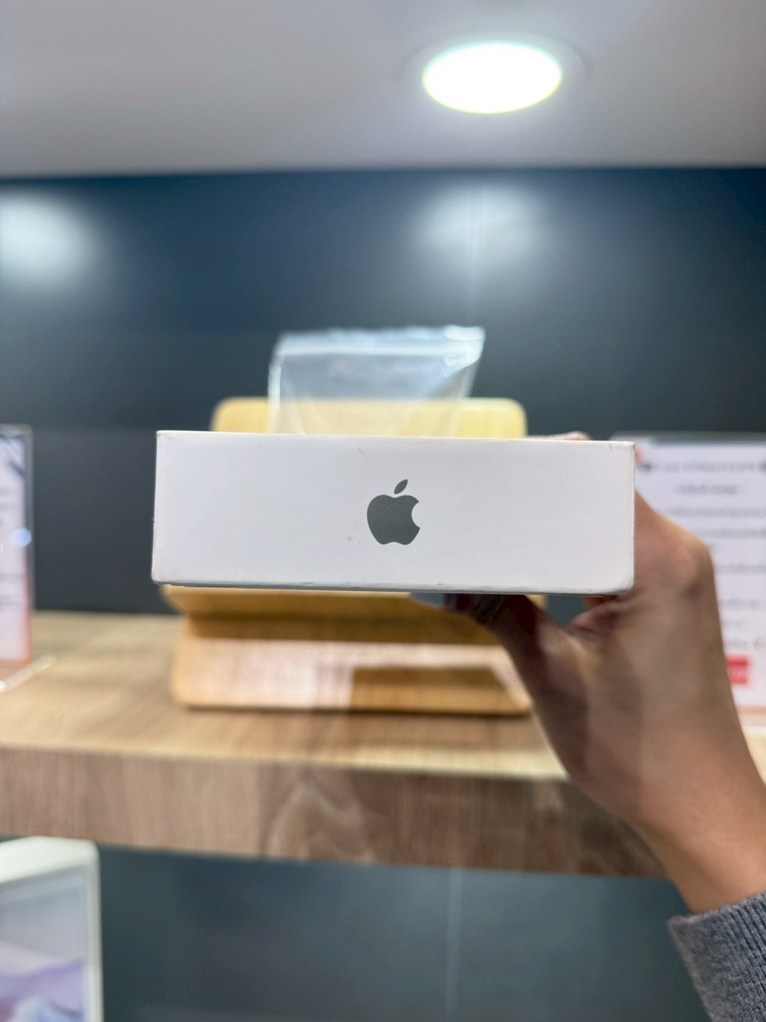 iPhone 15 Pro Max 256GB Natural Titanium