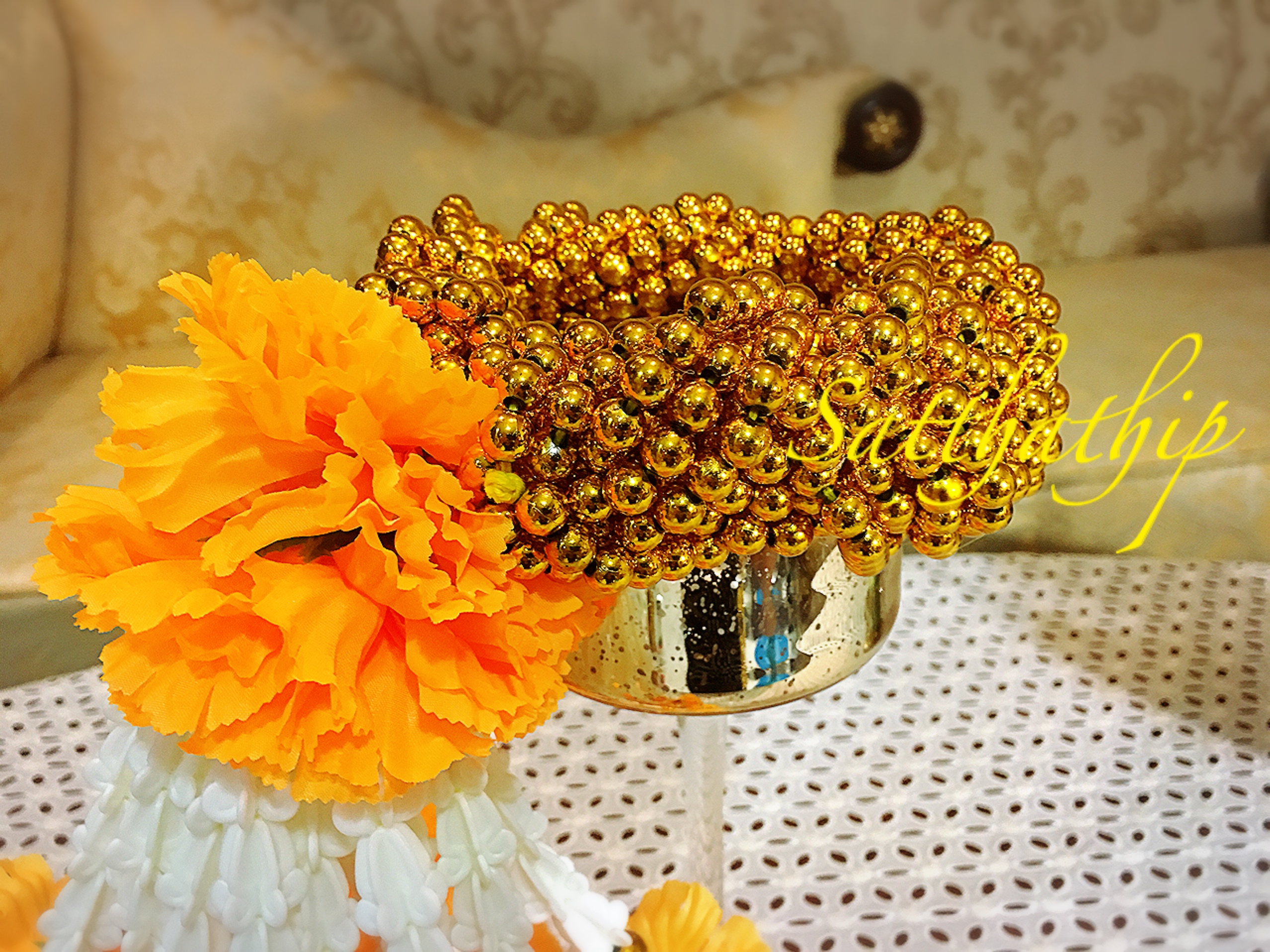 พวงมาลัยลูกปัด - พวงมาลัยลูกปัดสีทอง - Garland