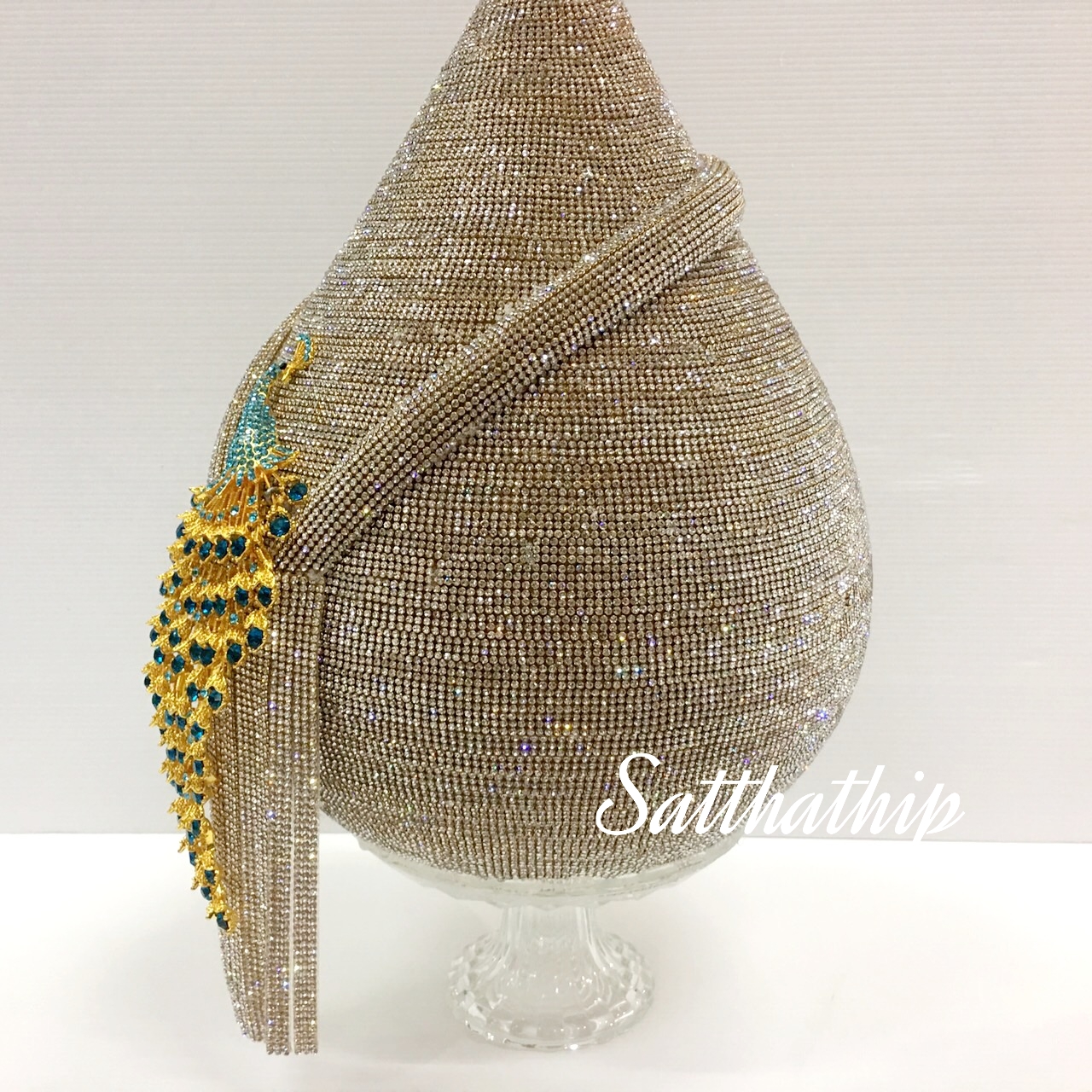 พานพุ่ม - พานพุ่มสักการะ - พานพุ่มเงินทอง - พานพุ่มนพเก้า [8 นิ้ว/ 4,500บาท/คู่]