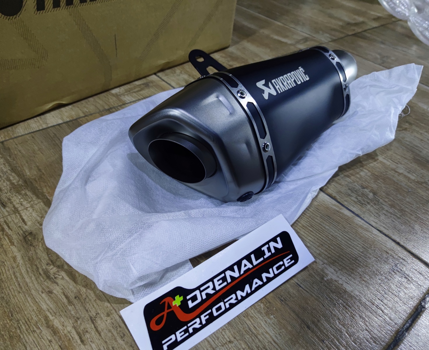 ท่อ Akrapovic shorty Black สลิปออน สำหรับ ZX10 2022+ (For Exhibition only)