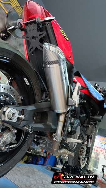 ท่อ Arrow รุ่น Indy race สำหรับ Monster 937 (For Exhibition only)