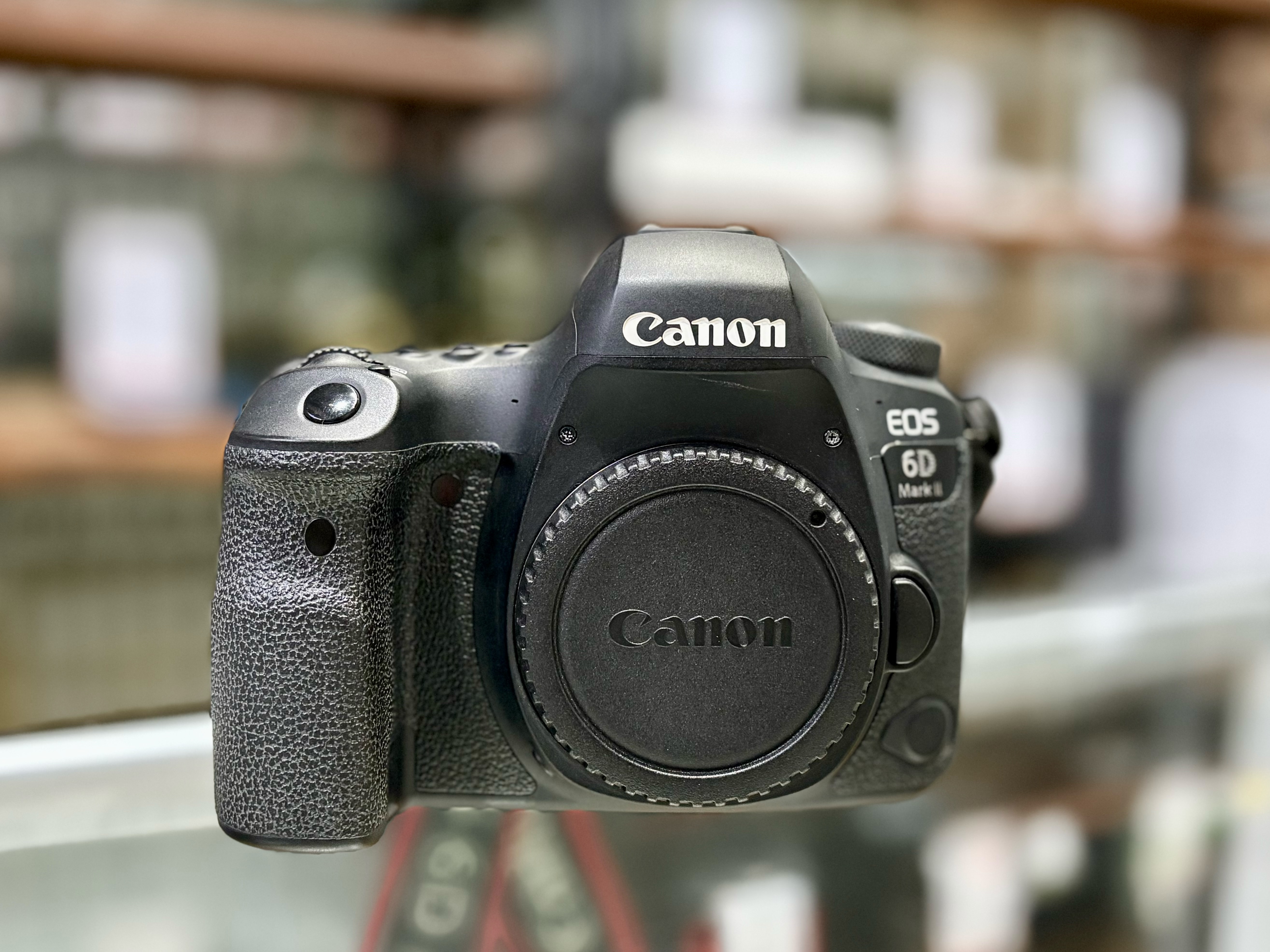 Canon EOS 6D Mark II