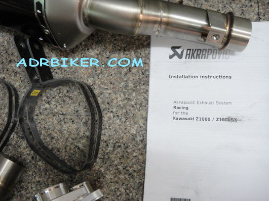 ท่อคู่ Akrapovic สำหรับ Z1000, Z1000sx ปี 10+ (For Exhibition only)