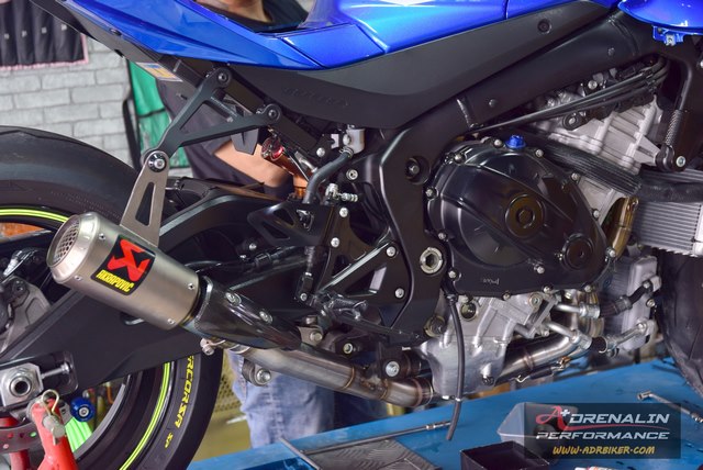 คอฟูล Arrow Stainless สำหรับ GSXR1000 ปี 2017 L7 (For Exhibition only)