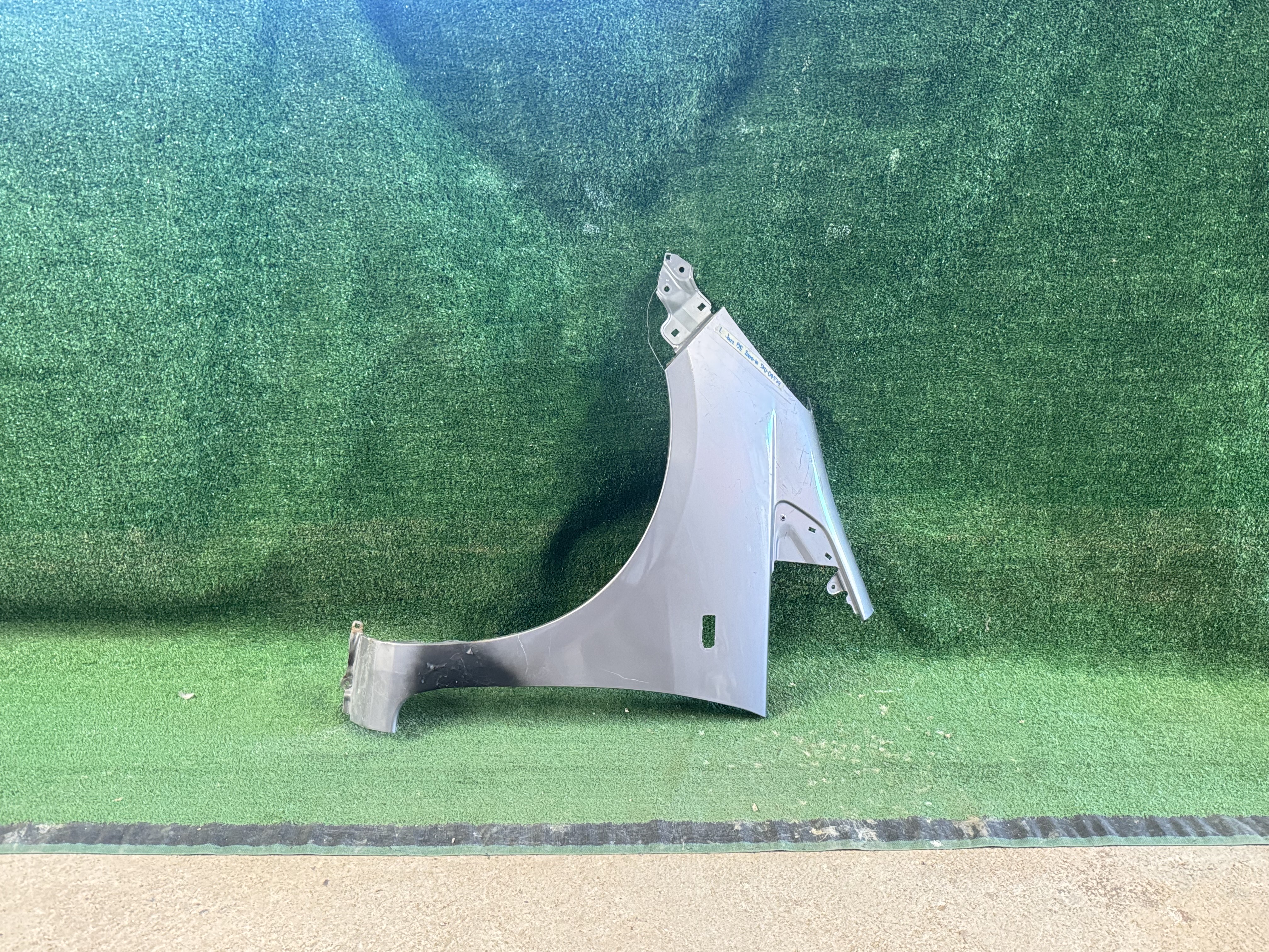 บังโคลนหน้า L Honda Jazz GE 2008-10