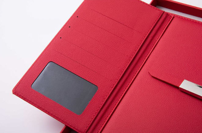 ชุดของขวัญปีใหม่,ชุดสมุด+ปากกา+ที่ห้อยพวงกุญแจ+ที่ใส่บัตรเครดิต,ของขวัญปีใหม่สกรีนโลโก้