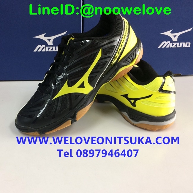 Mizuno Wave Hurricane 3 สีดำตัดเหลือง รองเท้ากีฬา Indoor รุ่นใหม่ ยอดนิยม สีสวย ชัดเจน พื้นหนานุ่ม ใส่สบายเท้า V1GA174046