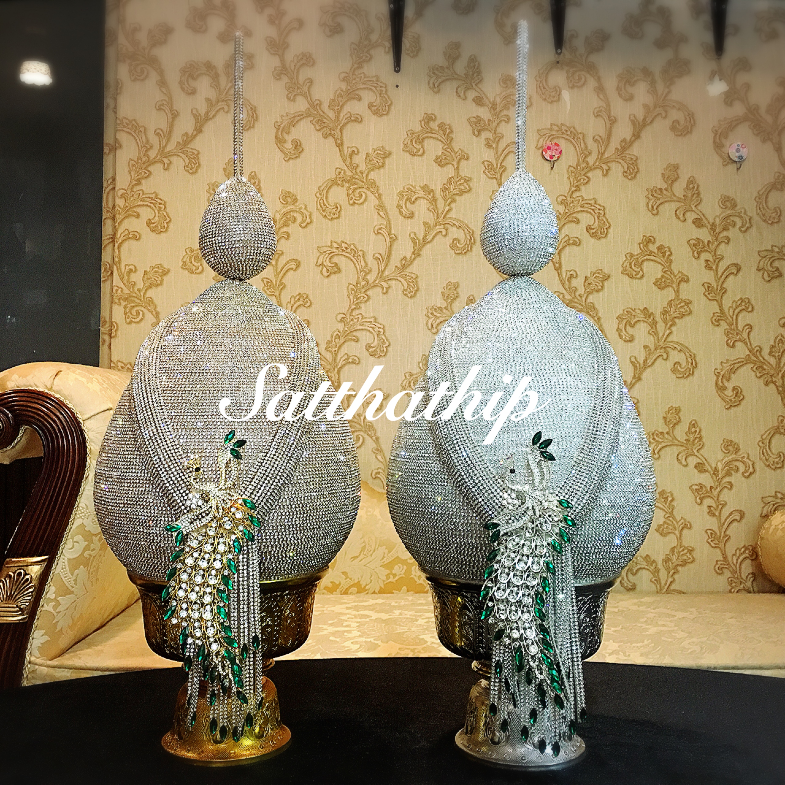 พานพุ่มเงินทอง [10 นิ้ว/ 5,200 บาท/คู่]