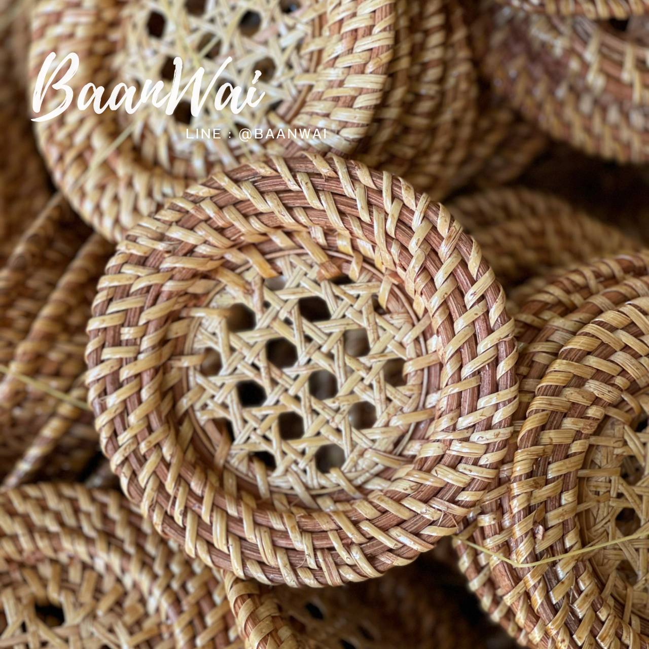 แผ่นรองแก้ว หวายแท้ ลายพิกุล