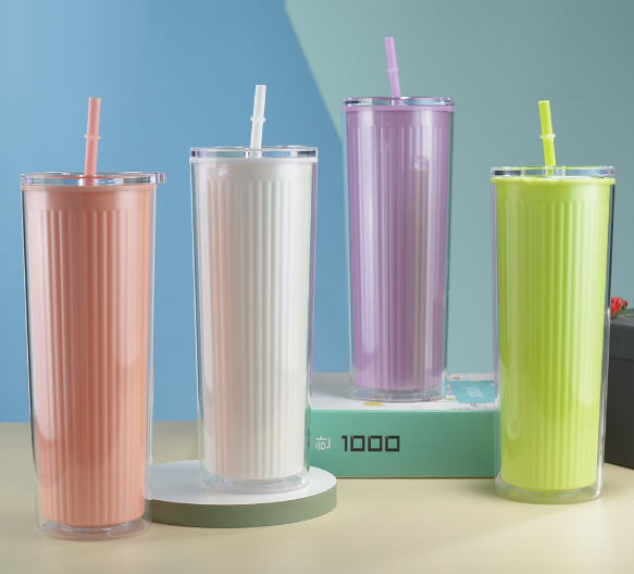 แก้วน้ำพลาสติก,แก้วน้ำพลาสติกพร้อมหลอด,24oz