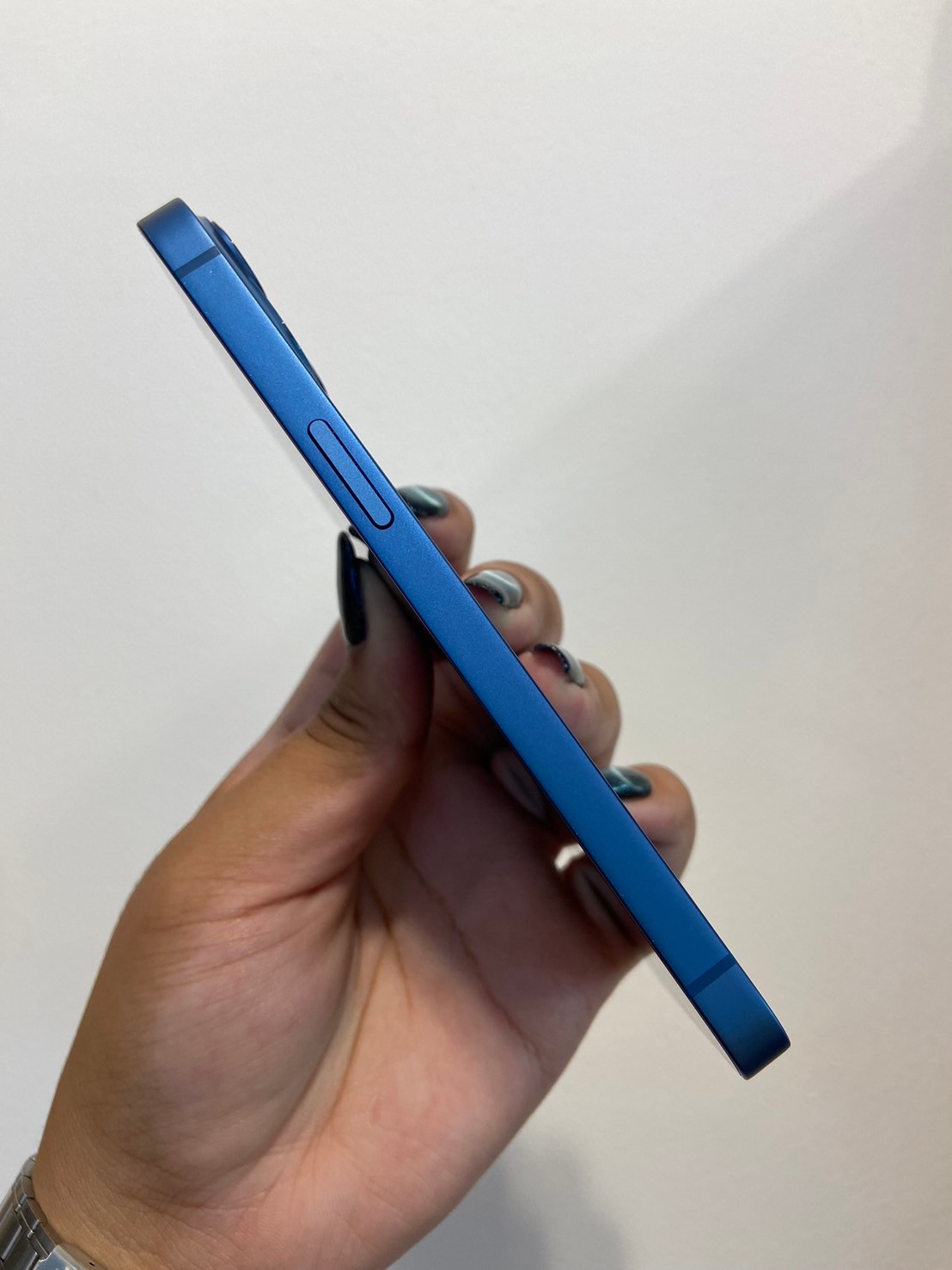 iPhone 13 128GB Blue