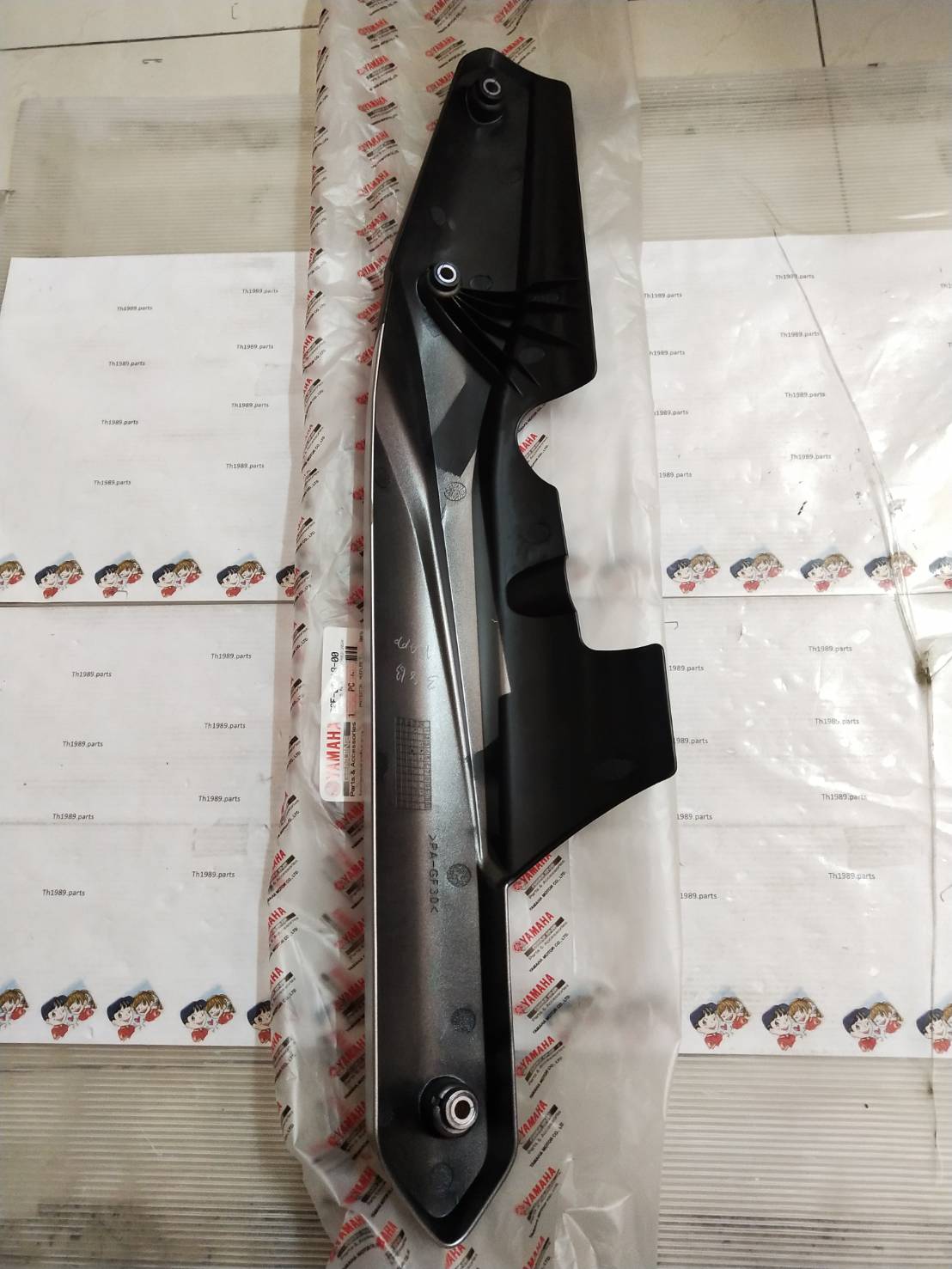 แผงกันท่อ FINN 2020-2024 รุ่นดิสเบรค อะไหล่แท้ YAMAHA B6F-E4718-00