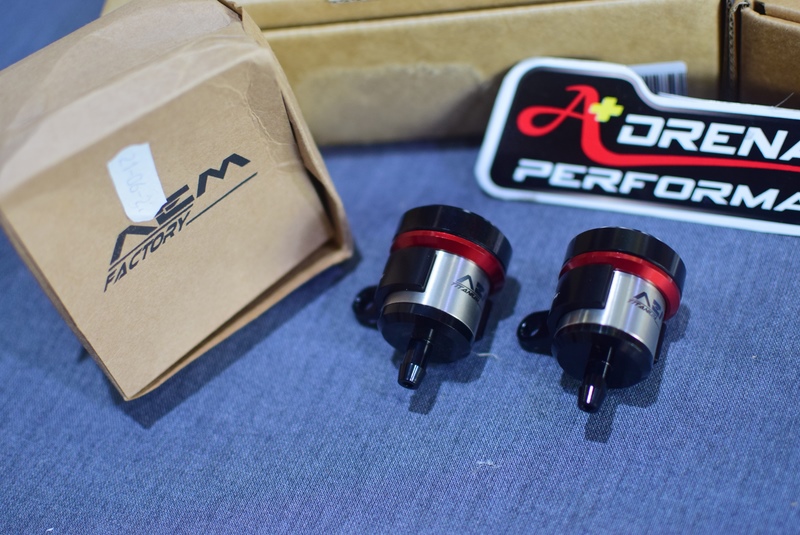 กระปุกน้ำมันเบรค AEM Factory ไทเทเนียม ขนาดS 27mm