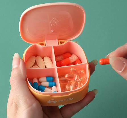 กล่องใส่ยา,กล่องใส่ยาพกพา,กล่องใส่ยา4ช่อง