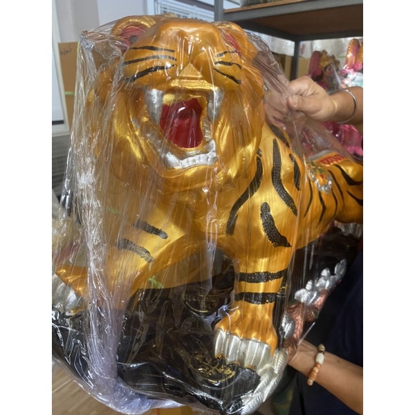 ของขวัญ เสริมฮวงจุ้ย พญาเสือ องค์ใหญ่ กว้าง33นิ้ว สูง20นิ้ว