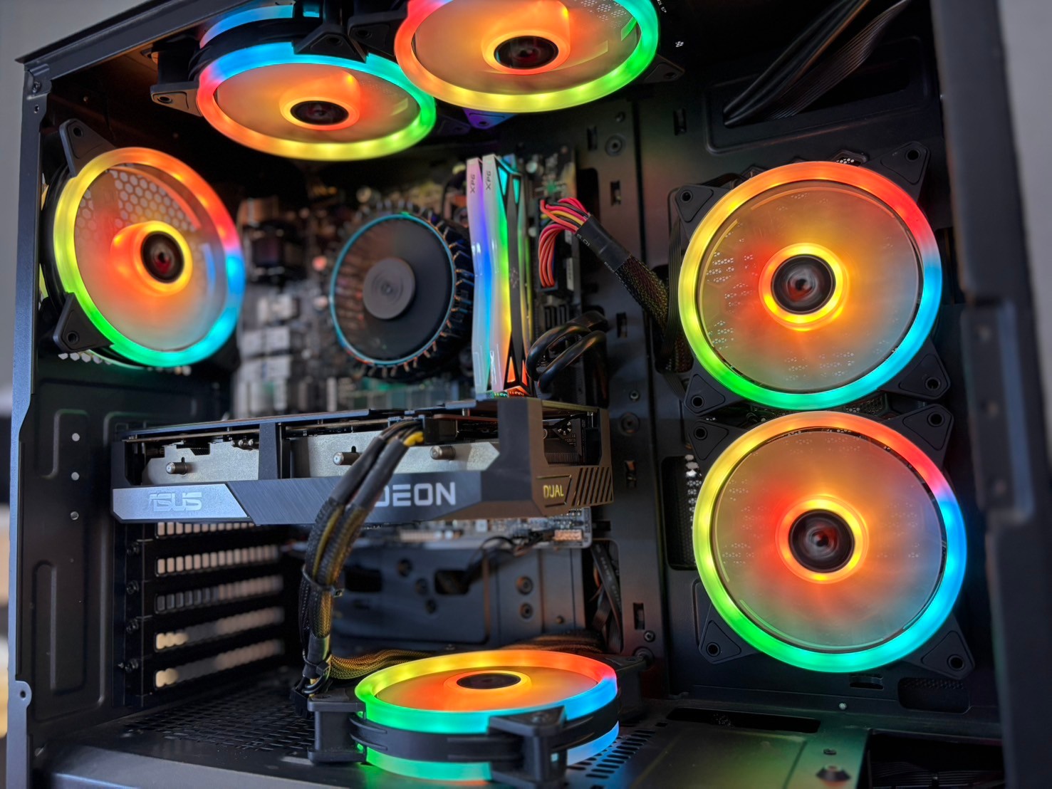 PC ประกอบ Intel Core i5-12400F/16GB/512GB SSD/AMD Radeon™ RX 6600