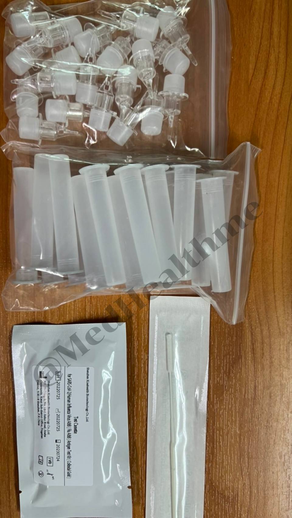 ชุดตรวจโควิดและไข้หวัดใหญ่ในชุดเดียว ( SARS-CoV-2/Influenza A/B Antigen Test Kit )