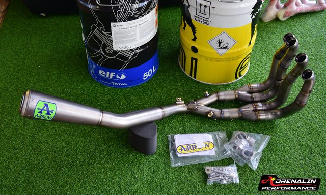 ท่อ Arrow Competiton Evo-2 Pro Race สำหรับ R1 2015+ (For Exhibition only)