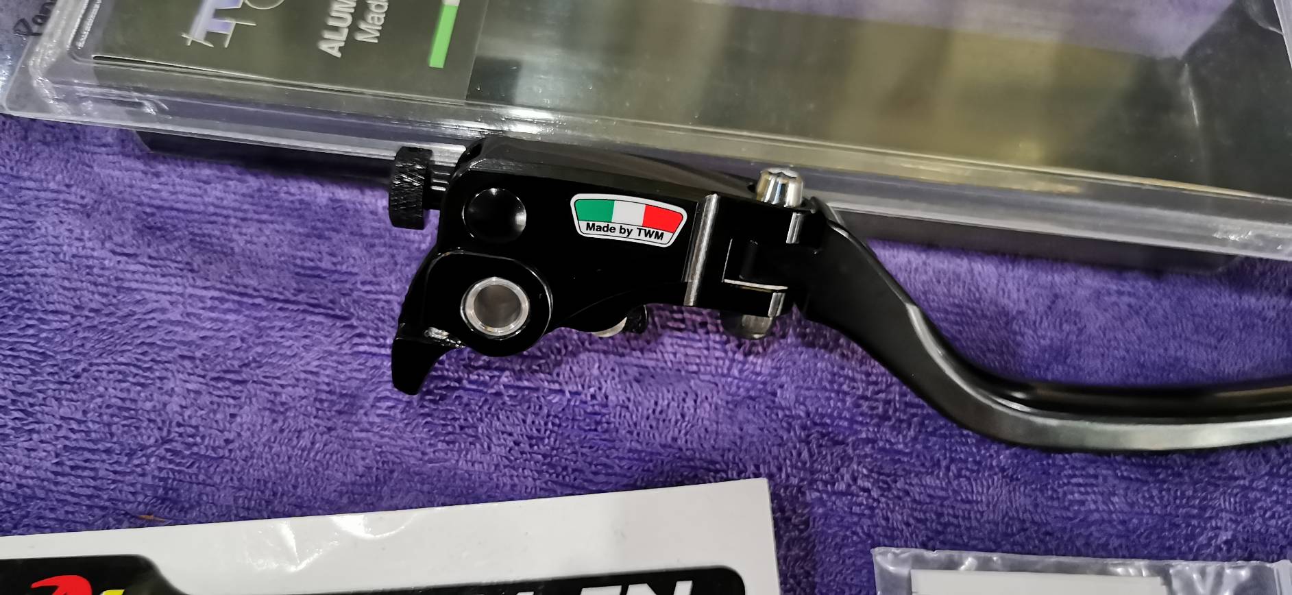 ก้านเบรค + ก้านคลัทช์ TWM สำหรับ Panigale v4 2018+ ใส่กับปั๊มเดิม ราคาข้างละ