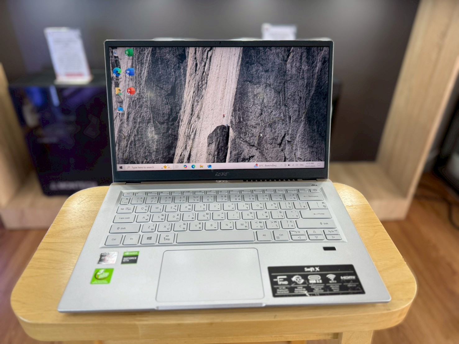 ACER SWIFT X SFX14-41G-R3AD (SAFARI GOLD)