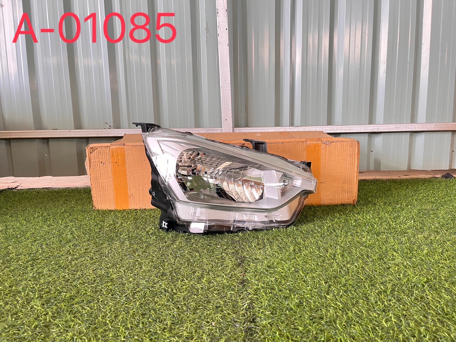 ไฟหน้า R Isuzu D-Max 2020 ใหม่แท้