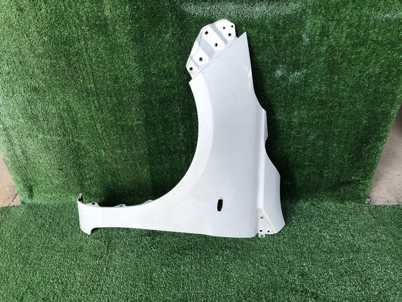 บังโคลนหน้า L Toyota Yaris 2017-2019