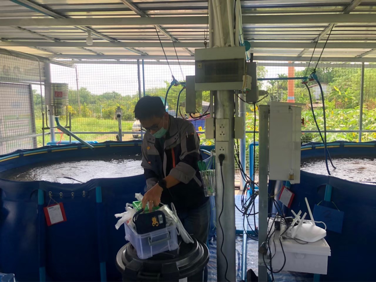 ติดตั้งระบบควบคุมปลาดุก x มหาวิทยาลัยเทคโนโลยีราชมงคลสุวรรณภูมิ