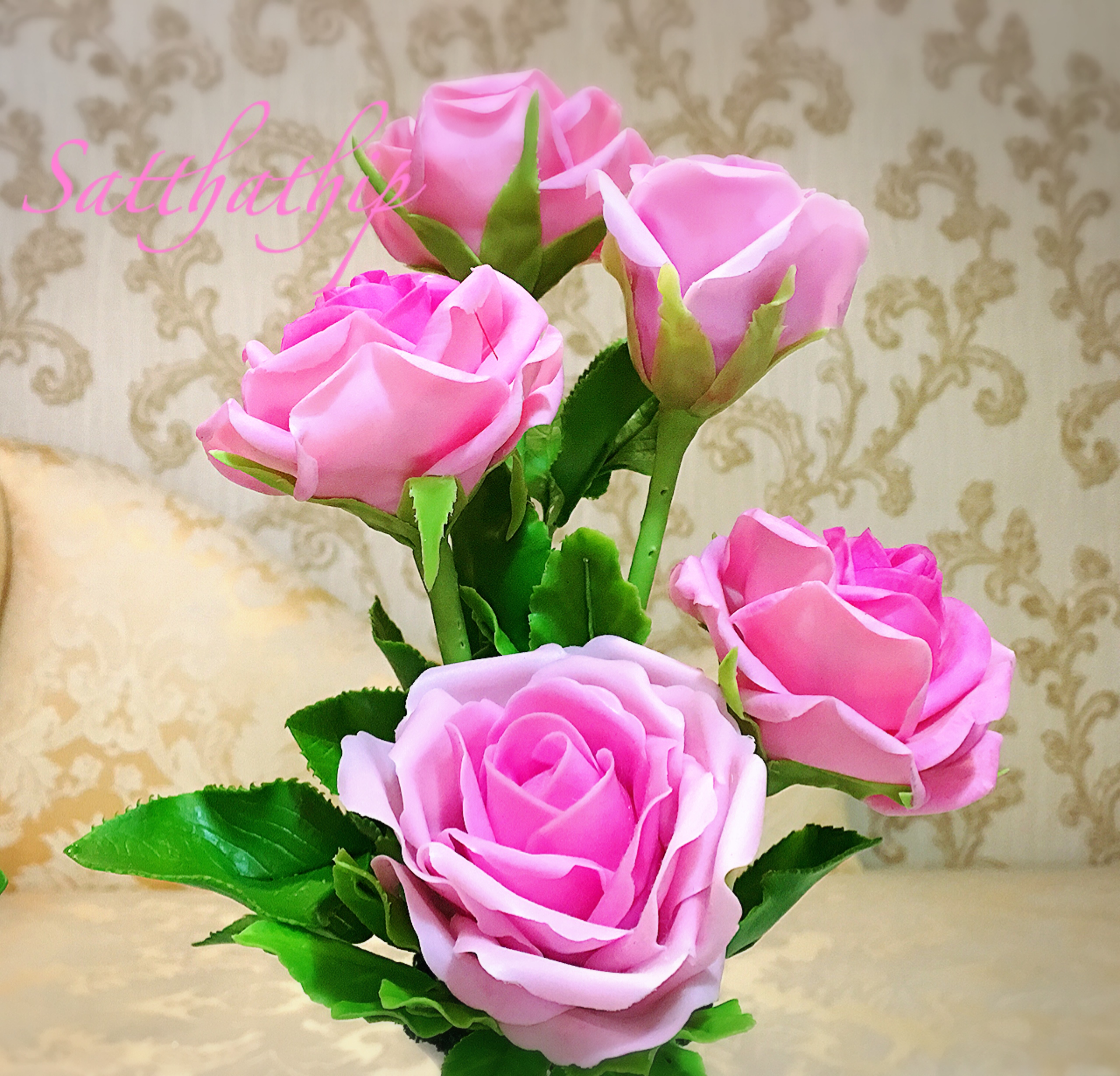 แจกันดอกกุหลาบ สีชมพู ประดิษฐ์จากดิน - ดอกกุหลาบ - Rose Flower