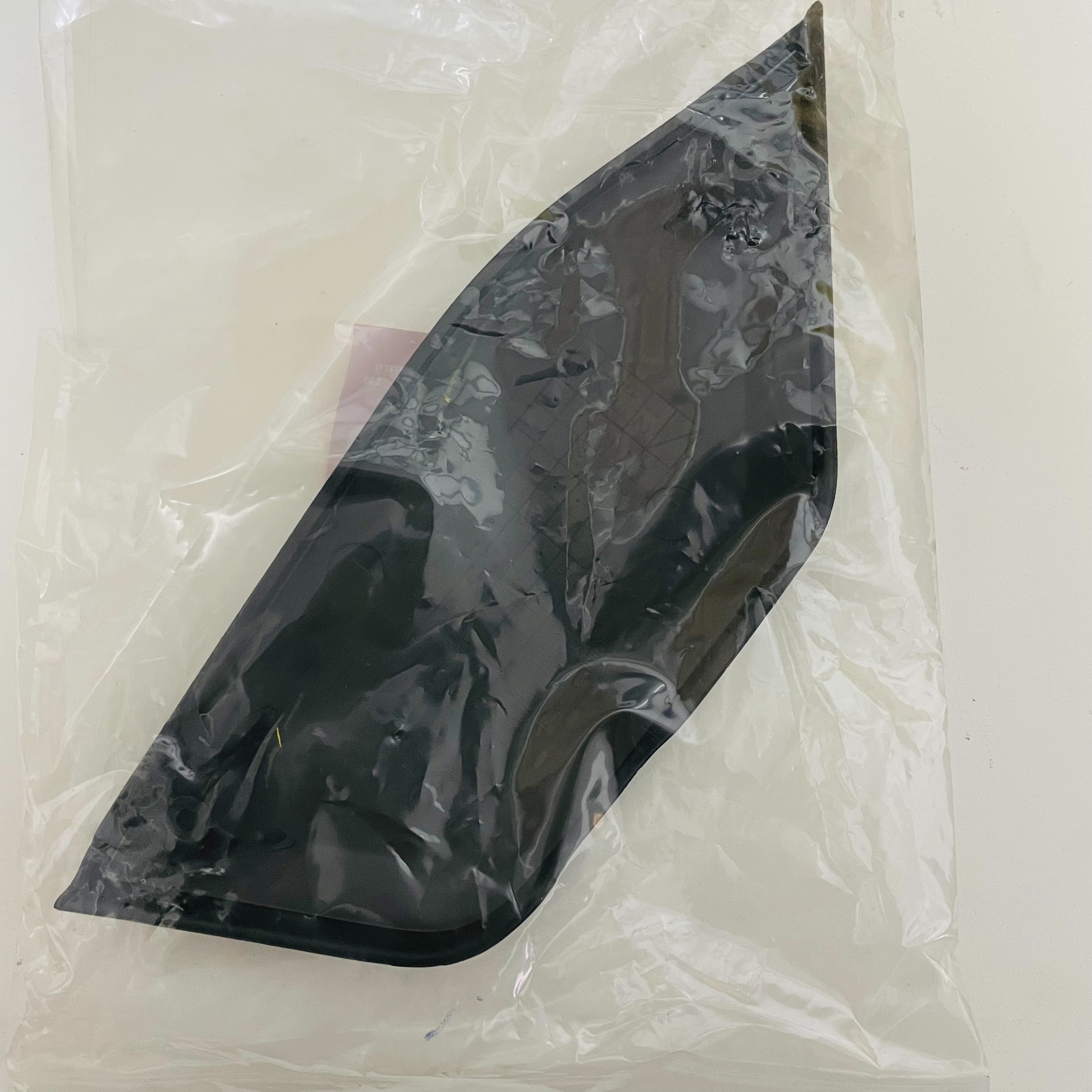 64560-KWW-A00 ฝาครอบท้ายตัวล่างด้านขวา WAVE110i 2009-2018 อะไหล่แท้ HONDA