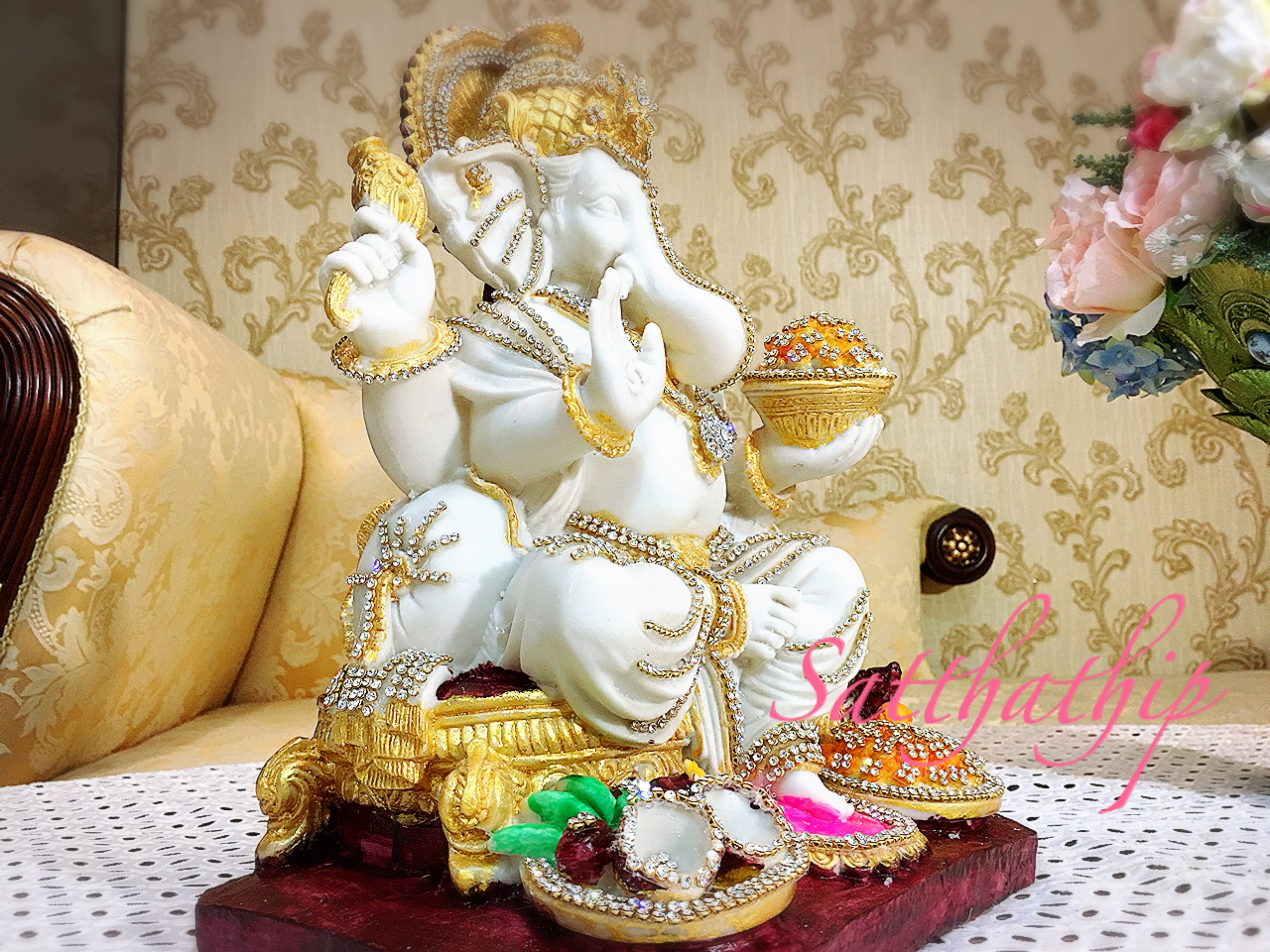 พระพิฆเนศ ปางประทานพร (เรซิ่น แต่งองค์) - Ganesha: Lord of Success
